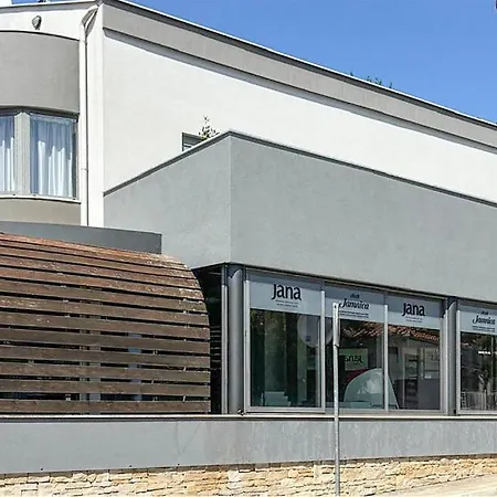 Apartment Cacadu Pjescana Uvala