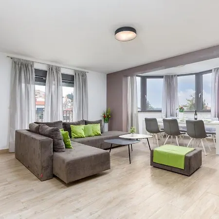 Apartment Cacadu Pjescana Uvala
