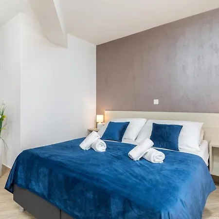 Apartment Cacadu Pjescana Uvala